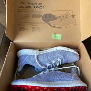 UNWORN Tomo Vol. 1 sneakers, Size 11M